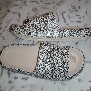 Leopard Print Women's Slide Sandals